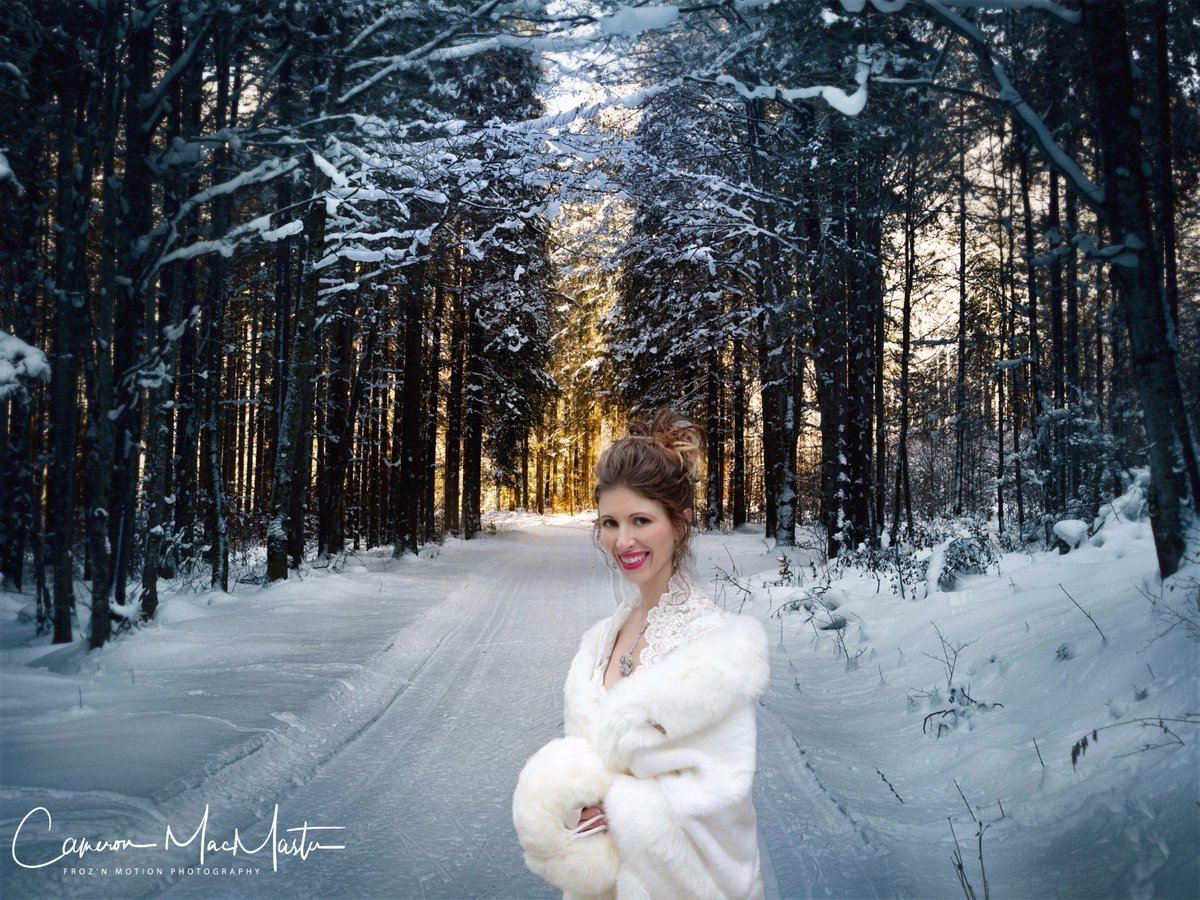 FroznMotion1's tweet photo. A wintery wedding shot!
#awardwinningphotography #toronto #weddings #torontoweddings #weddingstoronto #torontoweddingphotographers #torontobride #torontobrideandgroom #love #truelove #torontoweddingphotography #torontolove #weddingsintoronto #froznmotion #froznmotionphotography https://t.co/FW7RX5YkHN