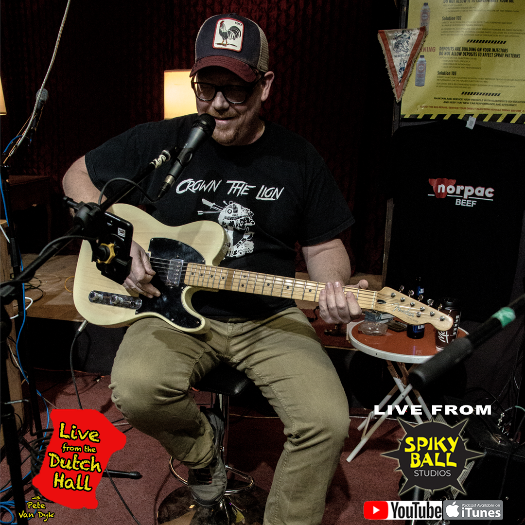 dutchhall's tweet photo. The man that writes the Music for Live From The Dutch Hall: Dave "The Rooster" Charters 
#spikyballstudios
#livefromthedutchhall
#laugh
#comedyshow https://t.co/bMjZwzhFll