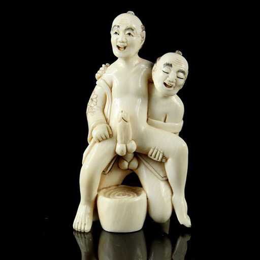 Japan, beginning of the xxth century, ivory netsuke, character with long hair