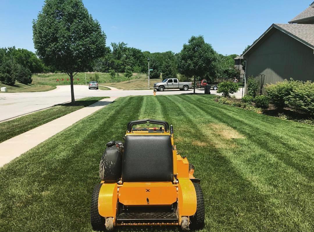 WrightMowers's tweet photo. Via @brownbrotherslawncare •
Nice stripes guys! Looking good! #standerx https://t.co/PziKFW2gNW