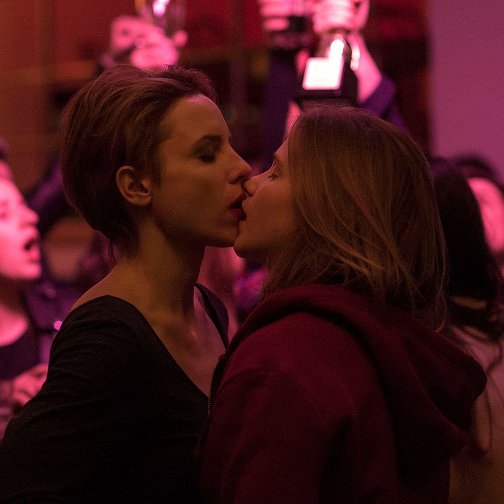 Nina Trailer - A surrogacy plan leads to unexpected #lesbian romance ow.ly/Wqtu30nueuS