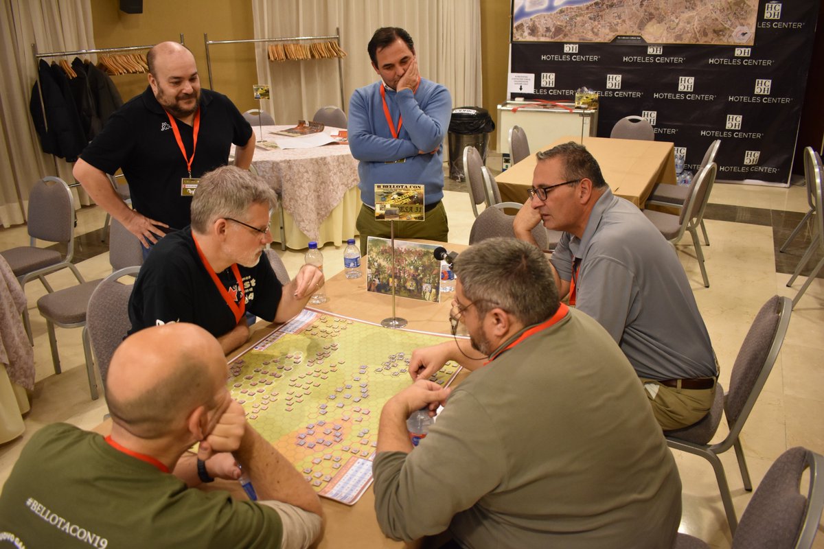 Carlos Diaz enseñando a Volko Ruhnke su prototipo de la batalla de las Navas de Tolosa en #BellotaCon19

Carlos Diaz showing @Volko26 his prototype about the battle of Navas de Tolosa in #BellotaCon19