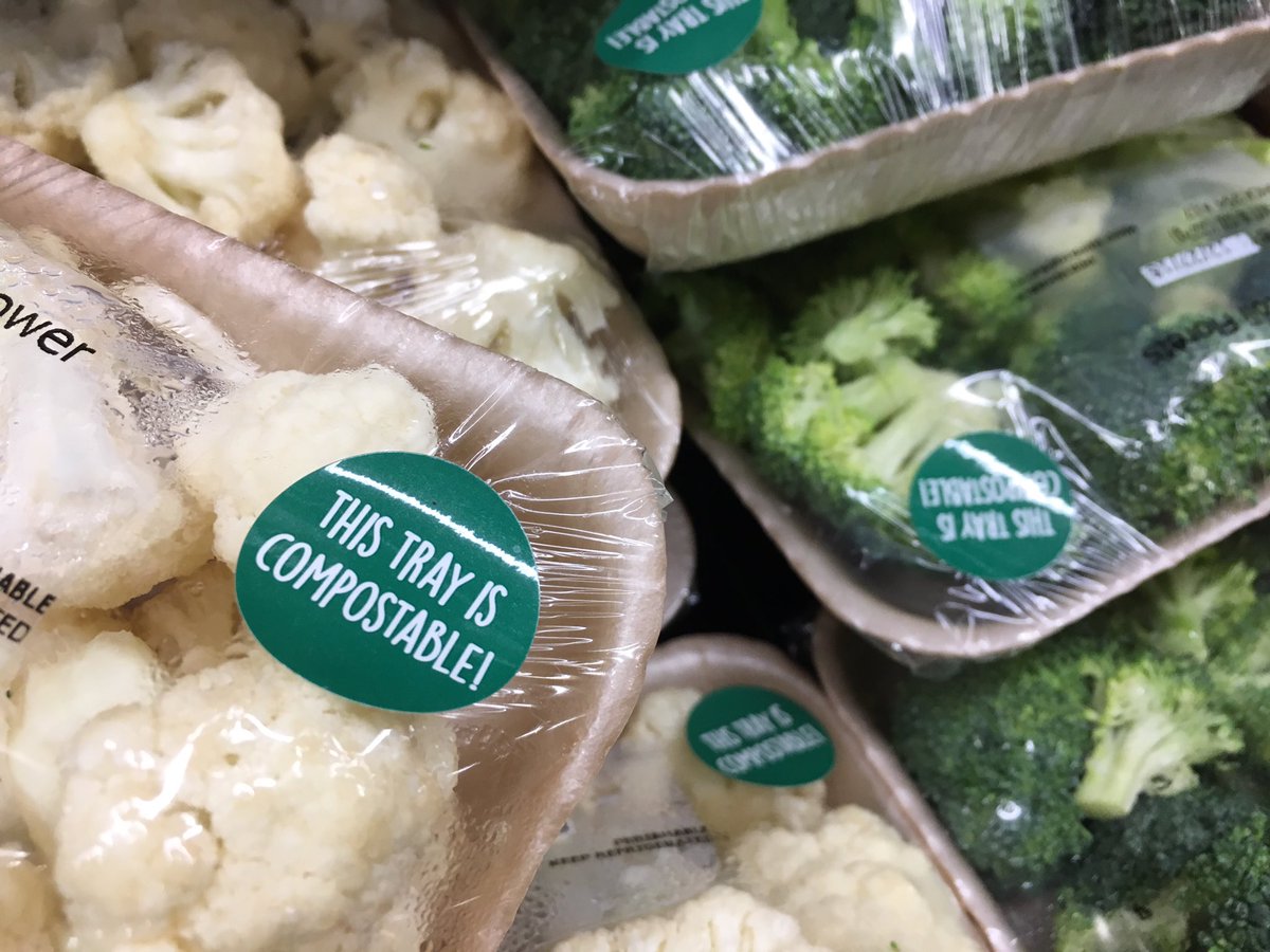 patrecycles's tweet image. #RecycleLab : Look at this! @FredMeyerStores in Ballard - using helpful mini stickers to remind folks that the beige colored foam trays are compistable in Seattle! FYI- they are made with renewable corn based substrate. Thanks for composting! @SeattleSPU @EnviroStars