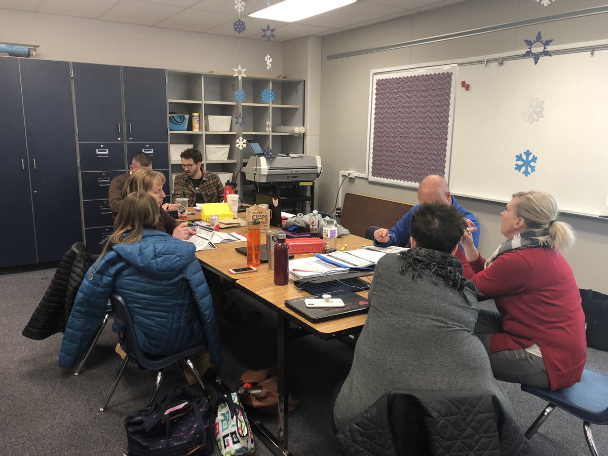 Hmaclaughlin's tweet photo. 9-12 ELA and Social Studies Continuum Build is under way! Great energy in the room and provoking conversation about critical learning targets for students! @KenChaffin @MsRobSTEM @ThomasRCochran @mkaffenbarger @ashrthompson https://t.co/6HFQpnZSHh