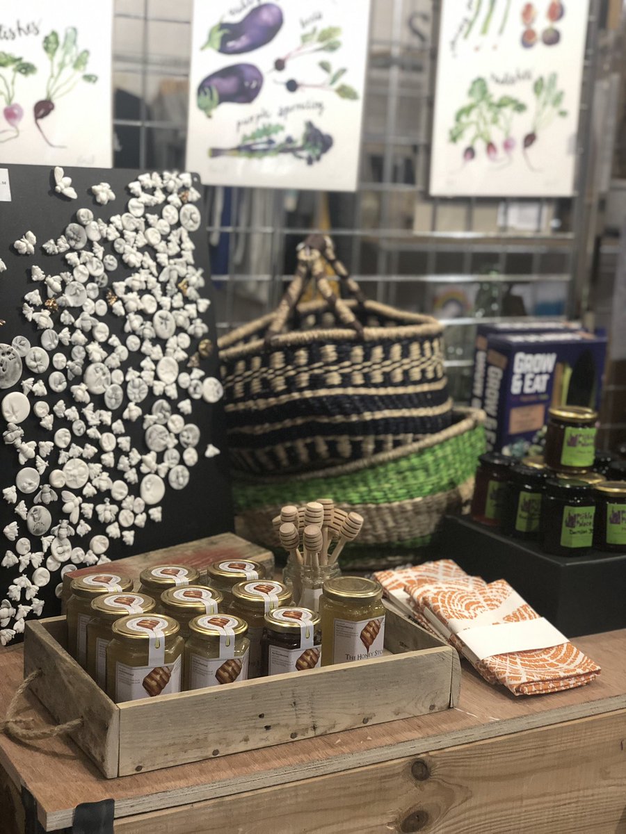 thoughtfound's tweet photo. You know TF is the place to be for thoughtful valentines gifts...
#shopthoughtfully
#thoughtfoundation https://t.co/Y5N4bCY3l8