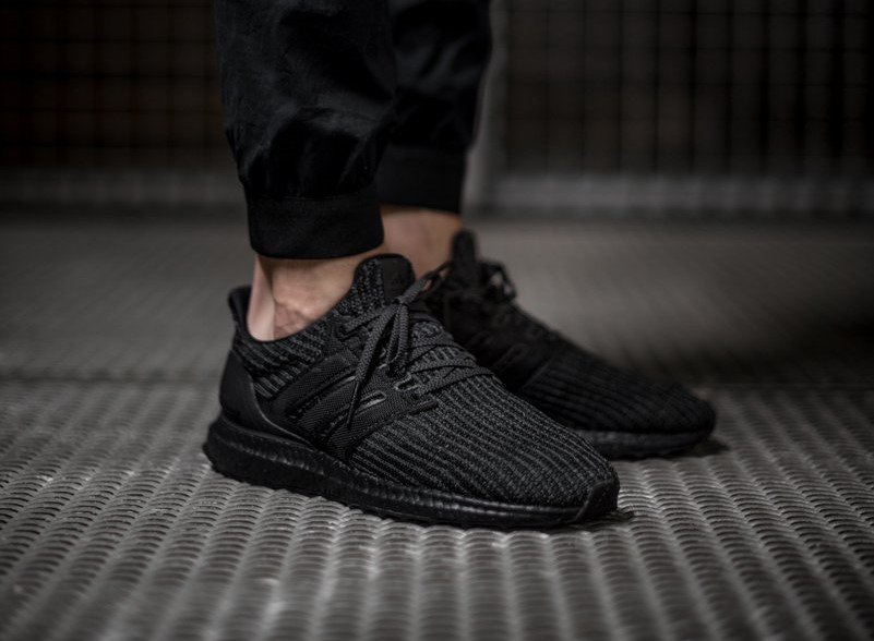 4.0 triple black