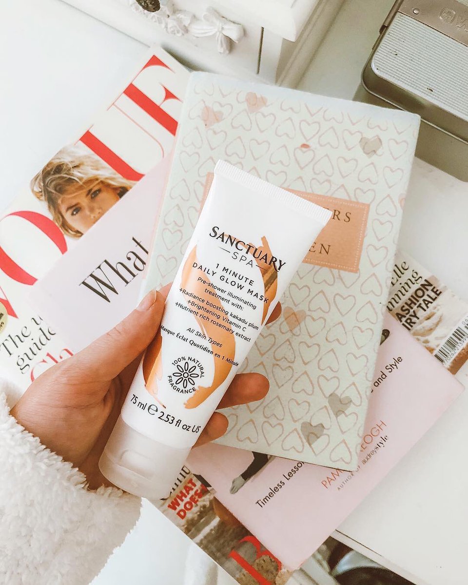sanctuaryspa's tweet photo. Your 1 minute daily dose of 'me time' starts right here 😍 Find it @AmazonUK for only £9.29 (Usually £14)! So go and grab yourself a treat - you deserve it!🧡 https://t.co/0afOHSyyI5 #ItsFaceTime https://t.co/zo8K8aSj3s