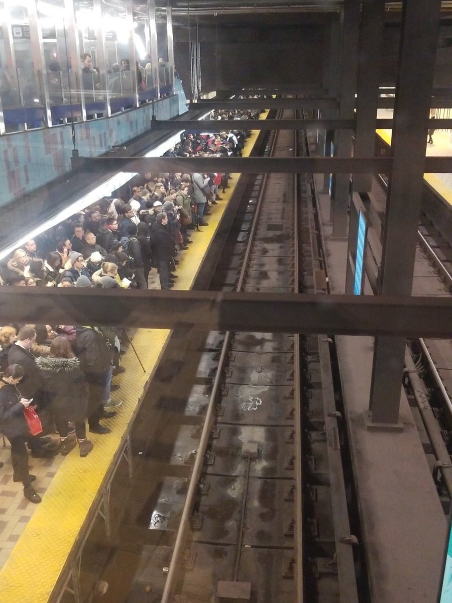 ttcriders's tweet photo. We can't wait another year for better #TTC service, but that's what the #TTCBoard asked us to do last Thursday. Read our quick recap here: https://t.co/gBevib2eD7 & learn how you can take action #topoli #2019budget #FundOurRide https://t.co/IWlNTtRtJ3