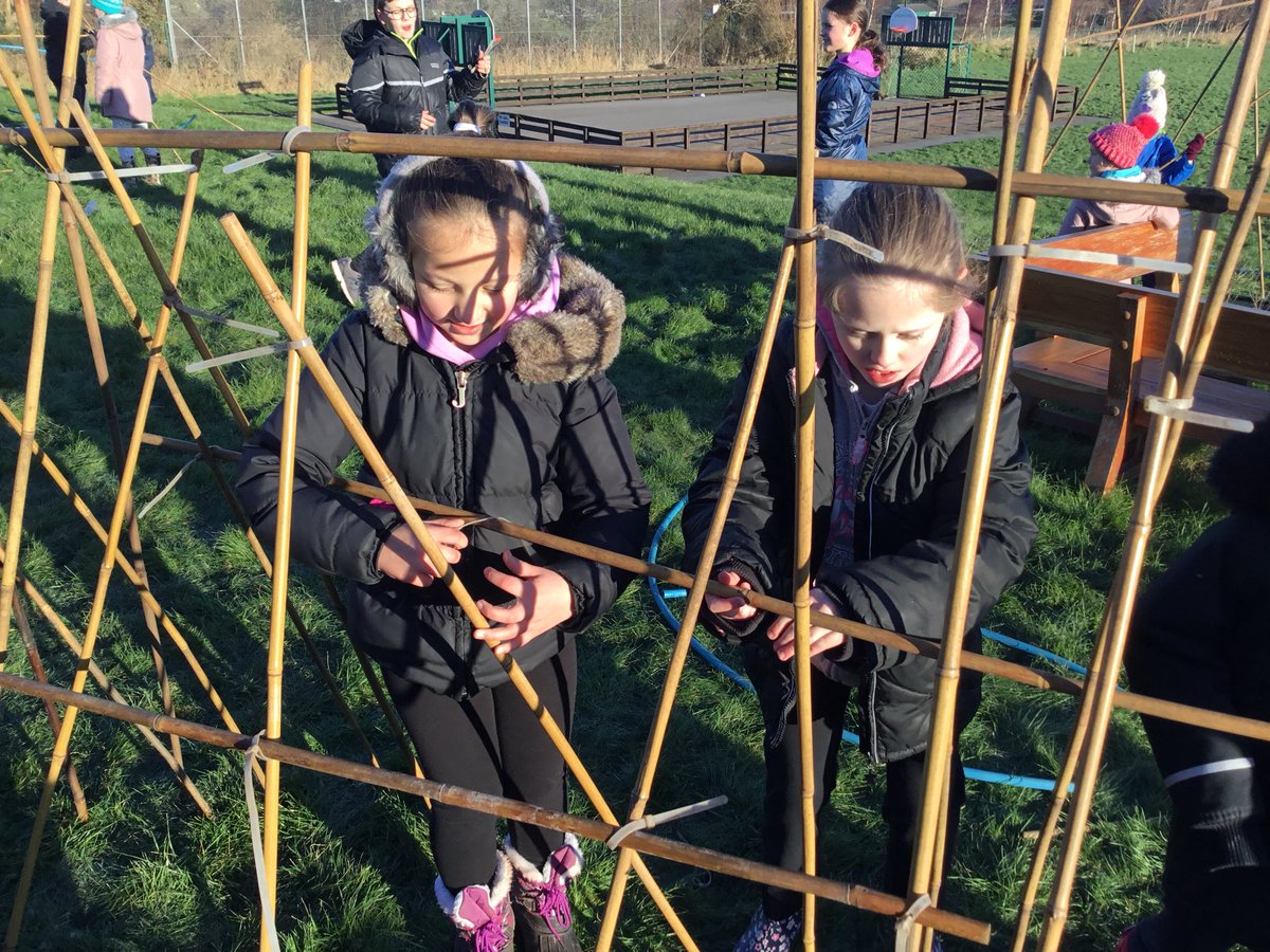 MissEBonney's tweet photo. Year 1 and Year 2 both loved their den building morning with Year 5 today. Outside in the beautiful winter weather, demonstrating our teamwork, independence and resilience. What a great start to the week! #outdoorlearning https://t.co/TcqDF7GJIv