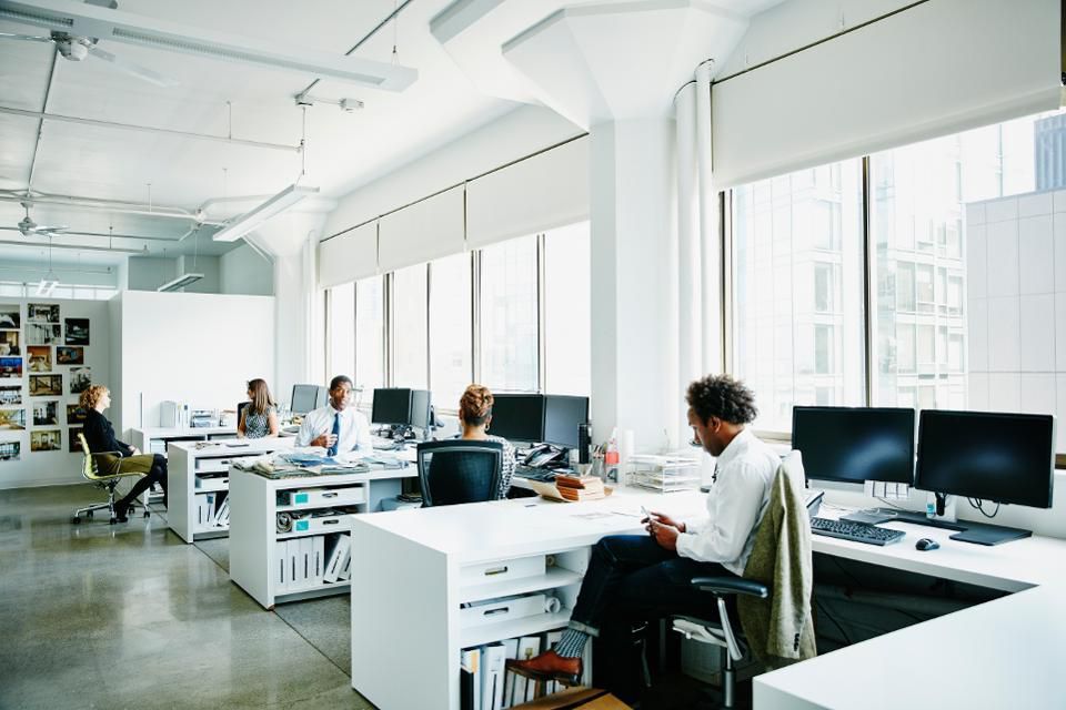 TampaTenantRep's tweet photo. Here are six tips to help create a more inviting, productive office via @Forbes 🙌Check them out here: https://t.co/M78pXE3GrD https://t.co/fpZ6IzLemb