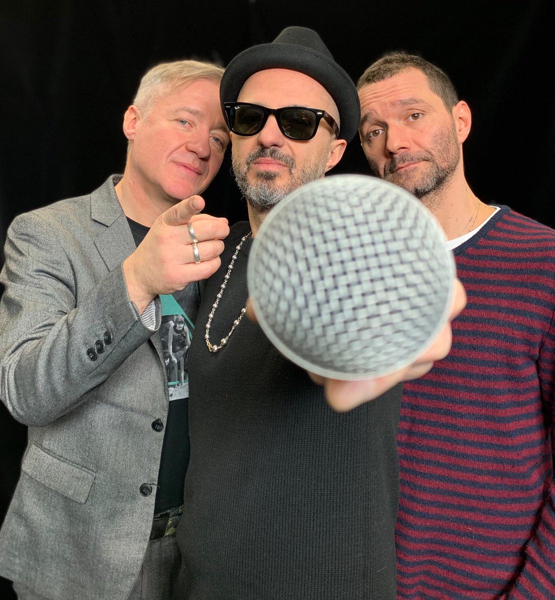 subsonica's tweet photo. Per #Subsonica8tour lanciamo una proposta. Scegli una canzone, NON dei Subsonica, e la proponi sull'evento #Facebook a cui parteciperai . Quella che metterà d'accordo più terrestri la eseguiremo dal #vivo. Non ci credi? #Provaci. 10 concerti 10 canzoni https://t.co/eDG7bFzihz https://t.co/QMynSFQbOI