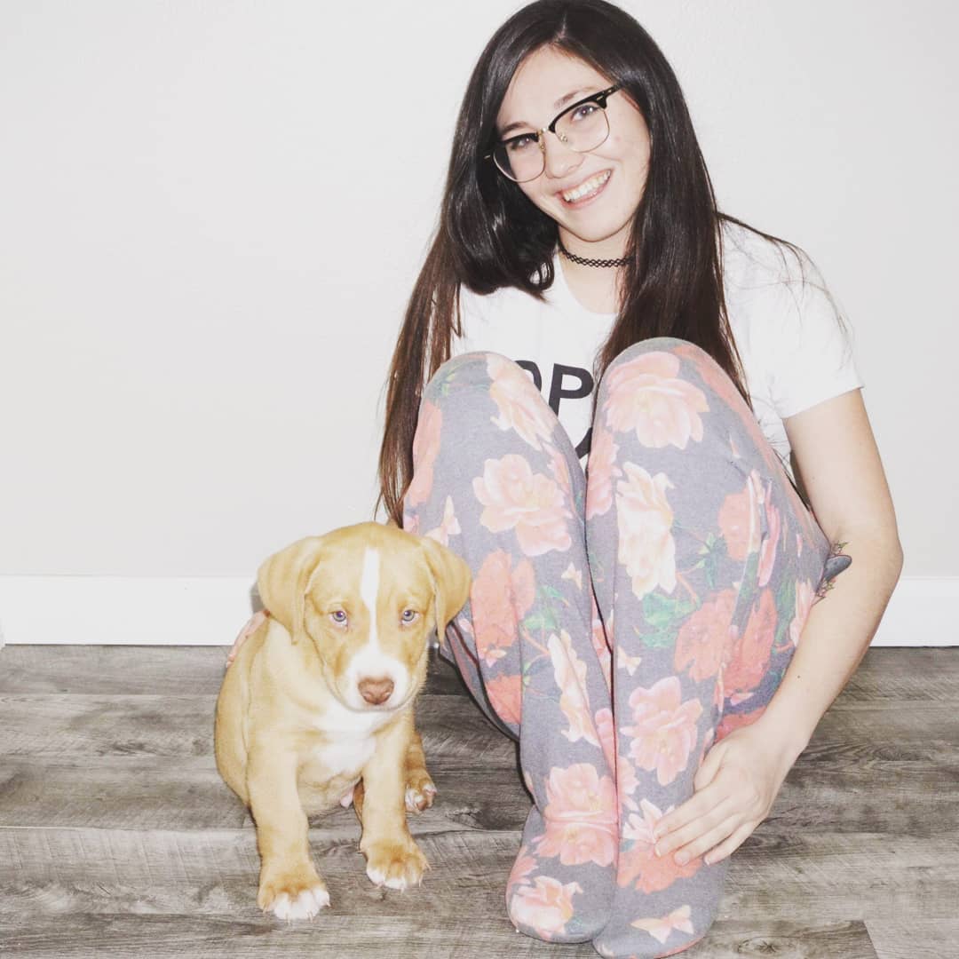 PKMTrainerKayla's tweet photo. With @feejays_ I'm never going back to boring sweetpants. Ya'll should definitely invest in ultimate comfort. (I wish this post was sponsored but it aint) #feejays #feejayssponsorme #iloveyou #pkmtrainerkayla #puppyclickbait https://t.co/DEDFLJpfcZ