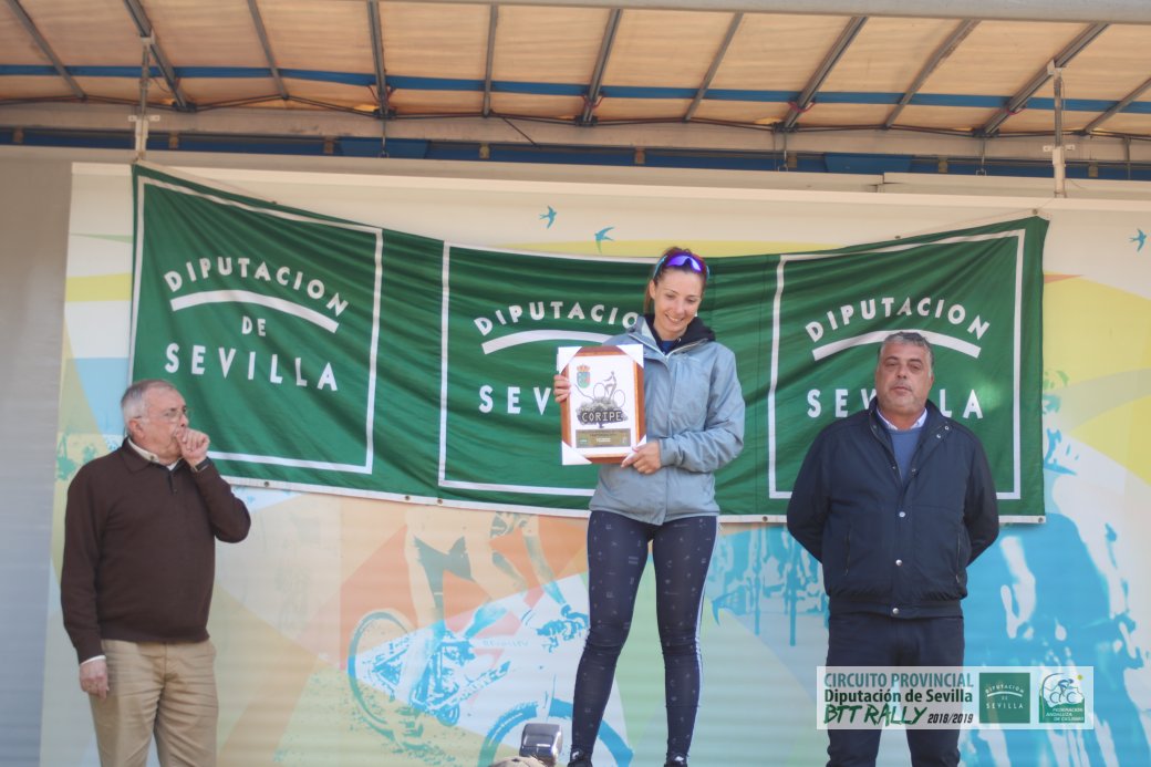 FACiclismo's tweet photo. 📰Crónica y 📊clasificaciones del #circuitorallysevilla - #Coripe @DIPUSEVI ⤵️

https://t.co/uDohPrmn8A

🏆El @Ciclosruiz lidera la clasificación por clubes!!!🙌🙌🙌 #ViveTuCircuito! https://t.co/xivy3OuwJu