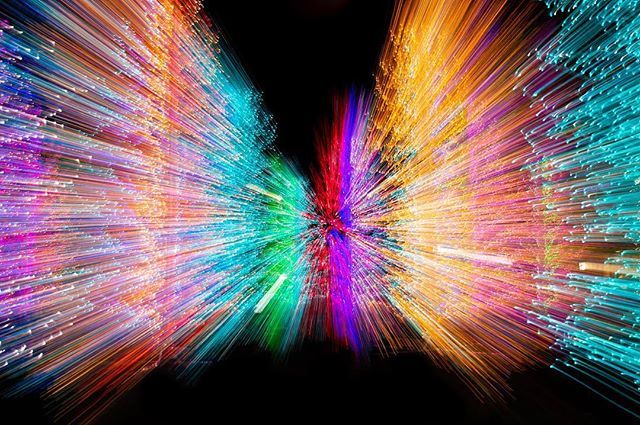 dleigh_photo's tweet photo. Strike of light
#appicoftheweek #photography #light #colours #colors #london #photo #photographer #nofilter #photooftheday #outdoorphotography #nikon @nikoneurope @manfrottoimaginemore #manfrotto #canarywharf #art #winterlight #winterlights2019 #winterl… https://t.co/8myIZ61wfU https://t.co/RytYgkGhGM
