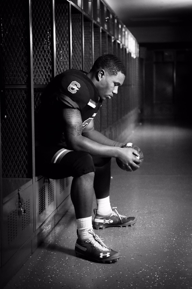 ShannonLiebroc1's tweet photo. Seriously one of the nicest kids I have ever met! Talented and humble beyond measure! Go get’m at Cal next year!! #calstar #classof2019 #seniorboys #chandlerallstar #seniorphotography https://t.co/ZPDkQrIYjX
