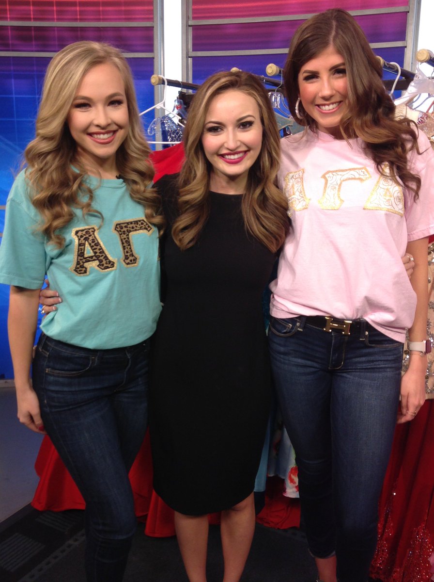 Want to sell or buy a prom dress? What about a Charity Ball gown? Don't miss <a href="/alphagammadelta/">Alpha Gamma Delta</a>'s AlphaGrabbaDress happening this Saturday on the <a href="/ArkansasState/">Arkansas State</a> University campus. Held by Epsilon Zeta Chapter, it's located at 2502 Aggie Road. $5 dollar entry fee per dress.