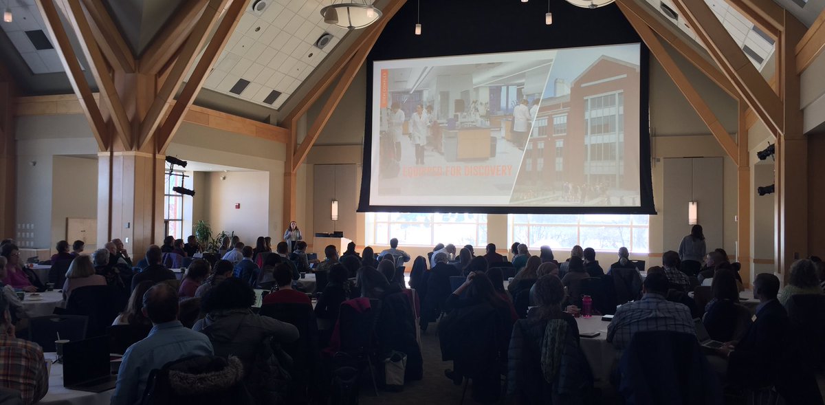 DavidRosowsky's tweet photo. Excited to join more than 150 colleagues at a messaging workshop, in preparation for a new season of Admitted Student Visit (ASV) Days and building the Great #UVM Class of 2023! #uvmasv #uvm2023 https://t.co/DB6MQFEL21