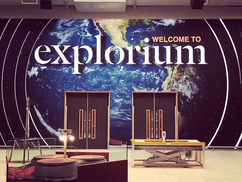 AstridBrennan's tweet image. Bringing new meaning to a ‘floating desk’. If you haven’t been to @ExploriumI go! Brilliant day out for the kids, team building or general entertainment / learning. Loads to see and do 🙌🏻 #explorium