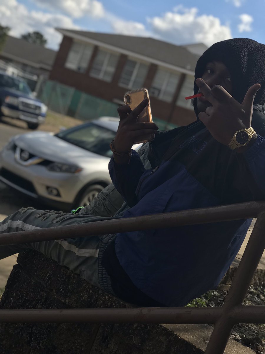 padre2x's tweet image. Posted 😂 #DripSet 💜☔️🧬