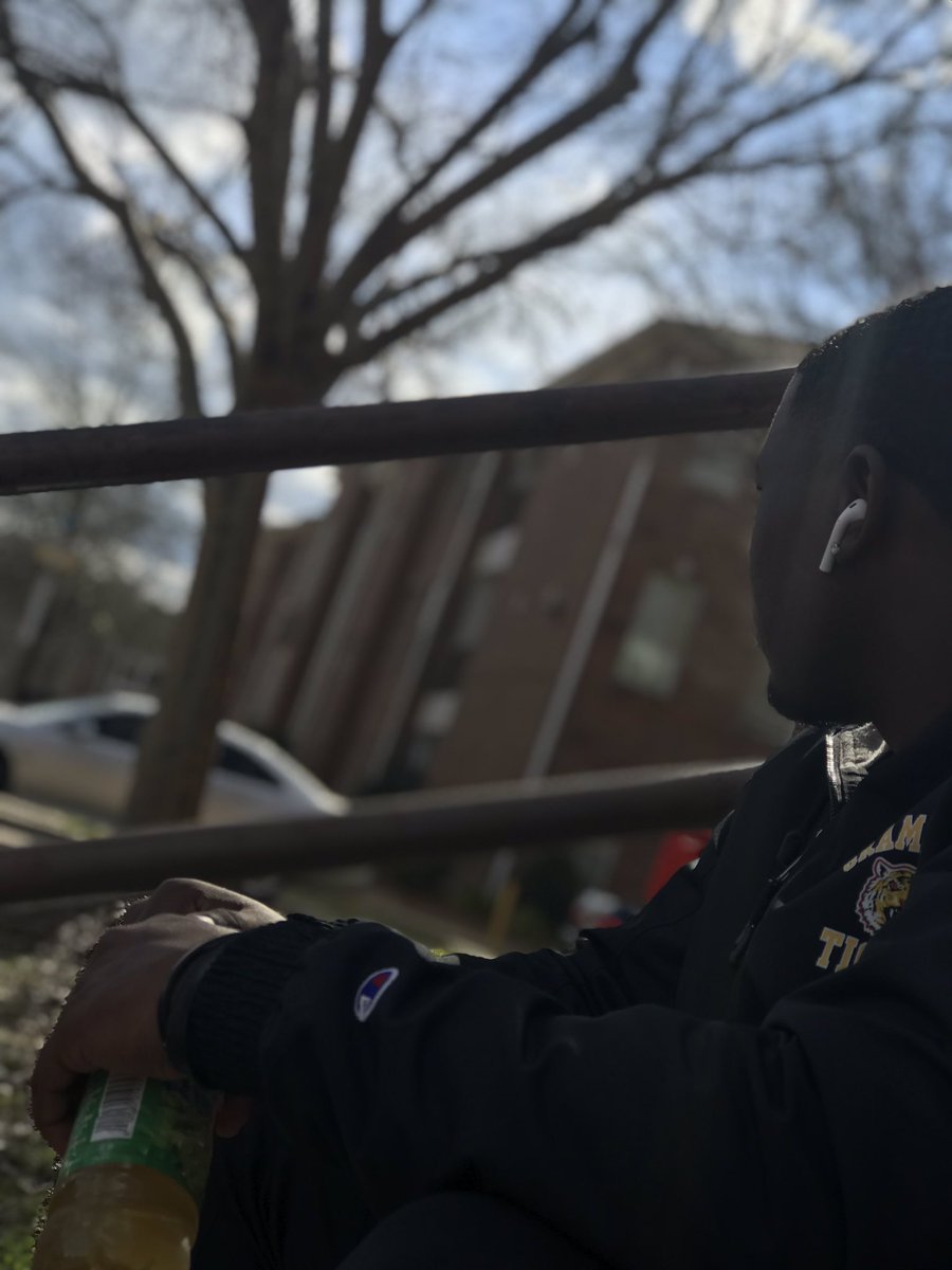 padre2x's tweet image. Posted 😂 #DripSet 💜☔️🧬