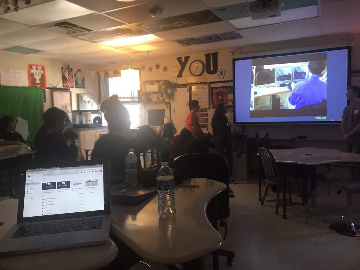 MeLoPappas's tweet photo. MECHS recruitment goin’ on at CHMS!  #ToPepRalliesAndBeyond #KeepinItGoin #MECHSfamily  @CHMS_Principal @cisdnews @Jewelsaw4 @kerrygain https://t.co/3tix1poTbj