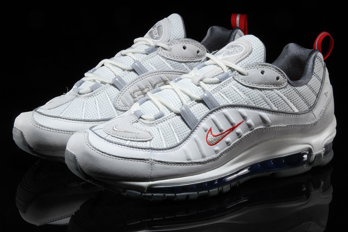 air max 98 summit white metallic silver