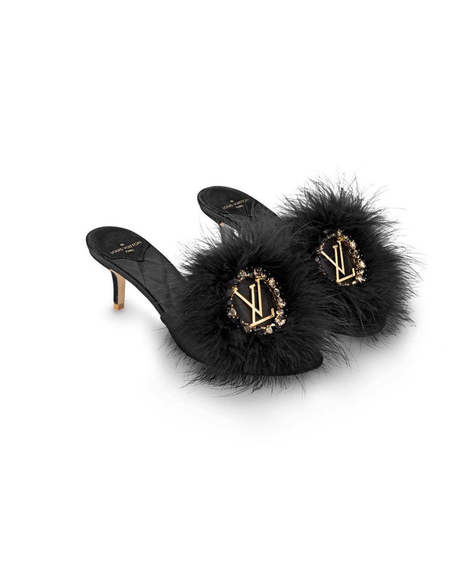 𝐒𝐚𝐫𝐚𝐡 𝐋𝐚𝐮𝐫𝐞𝐧𝐭 on X: LV MARILYN MULE. I NEED THIS HOME SHOE.   / X