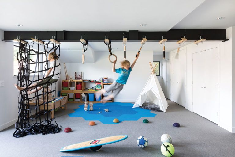 meccinteriors's tweet image. Love this creative use of a #supportbeam in a #playroom!

#interiordesign: #project22design | photo: Ema Peter