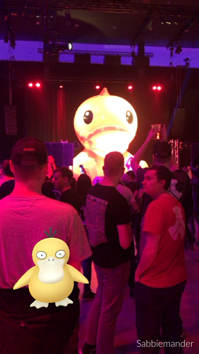 Sabrinef1's tweet photo. #FoundPsyduck 🐥🐥🐥 https://t.co/zQsOkE1jCu
