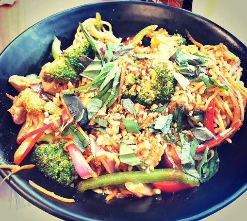 At Crisp Kitchen, we help you create healthy habits, not restrictions!