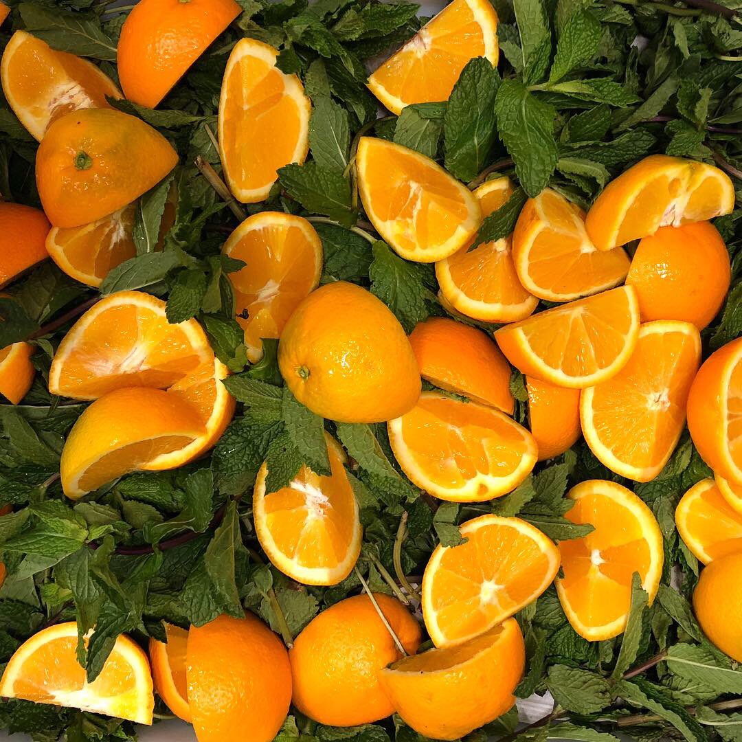 urbanstack's tweet image. High Tea steeping process is in full effect this morning! Will you be here to get it at 1/2 price tomorrow? 😉