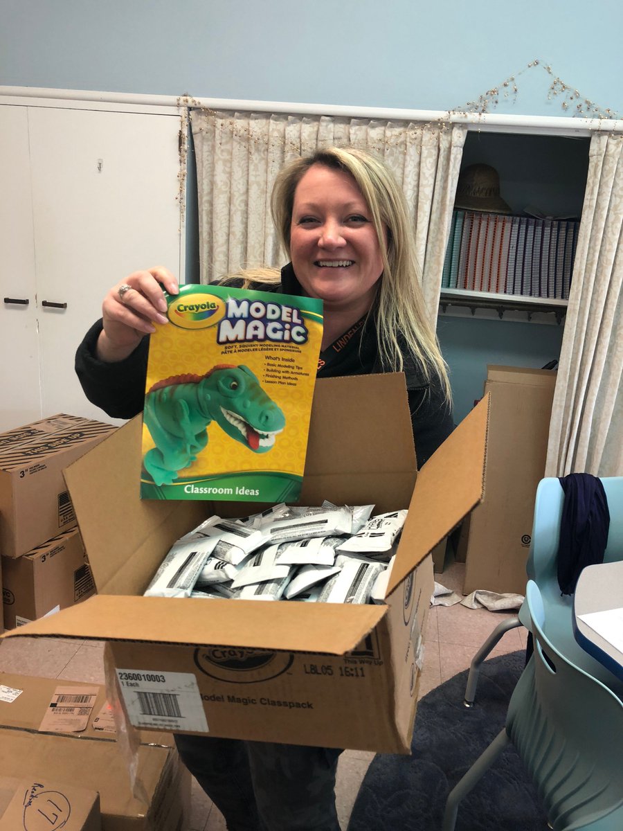Special delivery of Model Magic to all Pre-K classrooms. This will enhance the 3-Dimensional student art work and prop making. #Love our Early Childhood Department @LPSEarlyChild @LindenSchoolsNJ