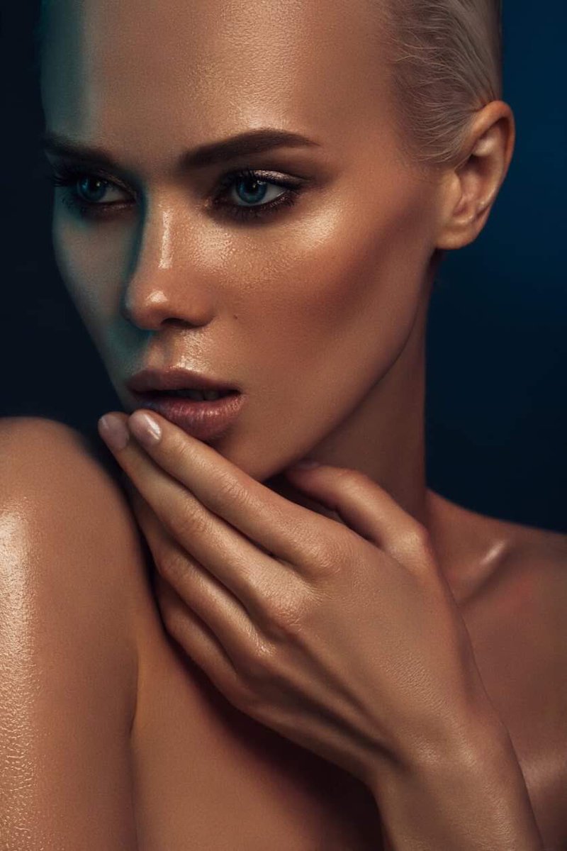 MedusaCosmetics's tweet photo. No wonder so many makeup artist love our products #medusacosmetics GLOW! #makeupartist #makeup #skin #skincare #glow https://t.co/2TsYK2fGQM