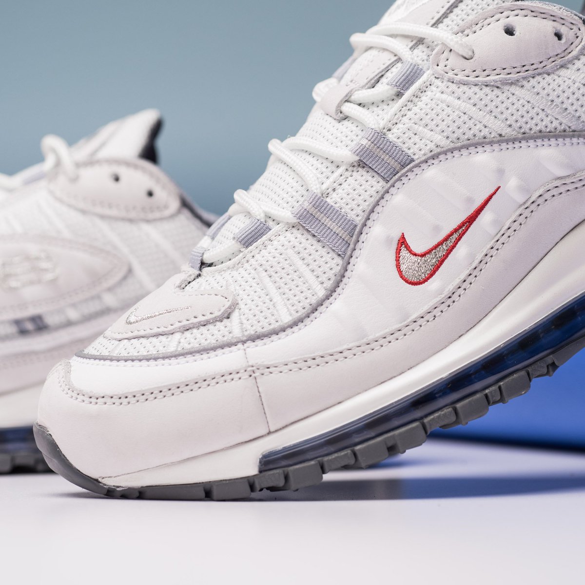 air max 98 summit white metallic silver