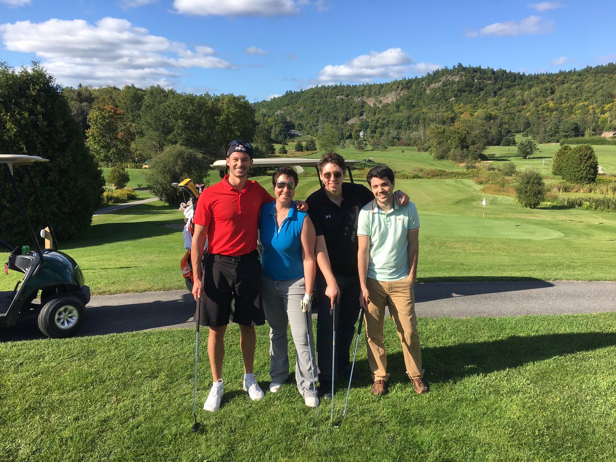 CAGS_Residents's tweet photo. The Gen Sx Golf Tournament is one of several annual social events you can look forward to if you join our crew! 

Also, here’s what’s hiding under the snow!  

#genSxCaRMS2019 #outfitsonpoint @CarolynNessim @amartelmd @lbaker156 https://t.co/X8LT5hCasr