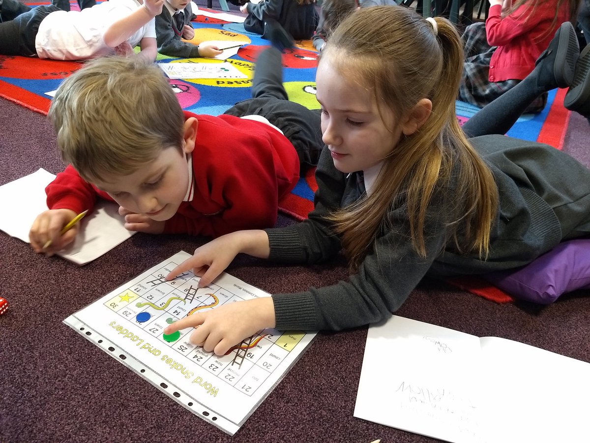 WhinhillP2's tweet image. We enjoyed using our snakes and ladders games to practising our phonemes this morning. We had to be able to read then word, then cover it and write it for our partner to check.  #consolidationweek, #reciprocallearning, #fun, @WhinhillPS