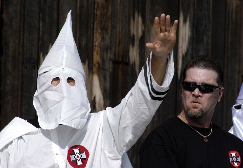 KKK robe sells for $375 at auction Bidding lasts 30 seconds, buyer