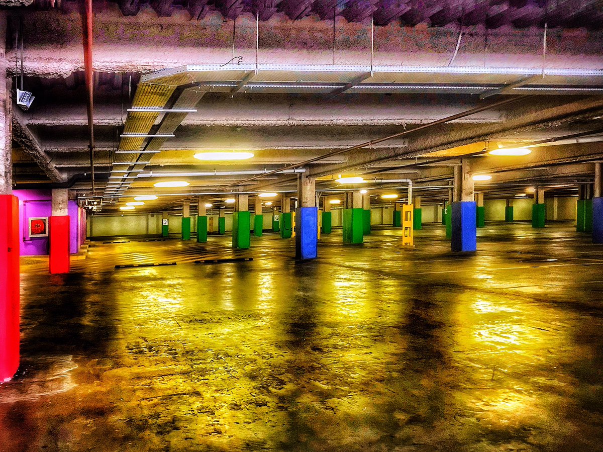 hammerclawmusic's tweet photo. Parking lot, C3 center, Trinidad 🇹🇹 and Tobago.
.
,
‘
:
;
#TrinidadAndTobago #Trinidad #parking #parkinglot #garage #iPhonephotography #iPhone7 #street #streetphotographer #streetphotography #underground #shopping #Caribbean #freelance #venting #columb #lights https://t.co/10YMidPqtd