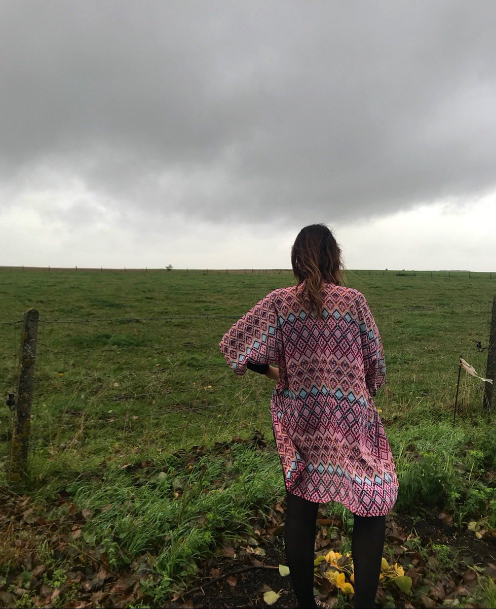 BethaGiorgi's tweet photo. Good evening @EthicalHour out Kimonos are made fairly with love and by hand from remnant fabric roles leaving no waste and impact to the environment in Cambodia. We donate a reusable sanitary kit to girls in the villages with each purchase #ethicalhour #shopethicalinstead https://t.co/q1M9MIUcCj