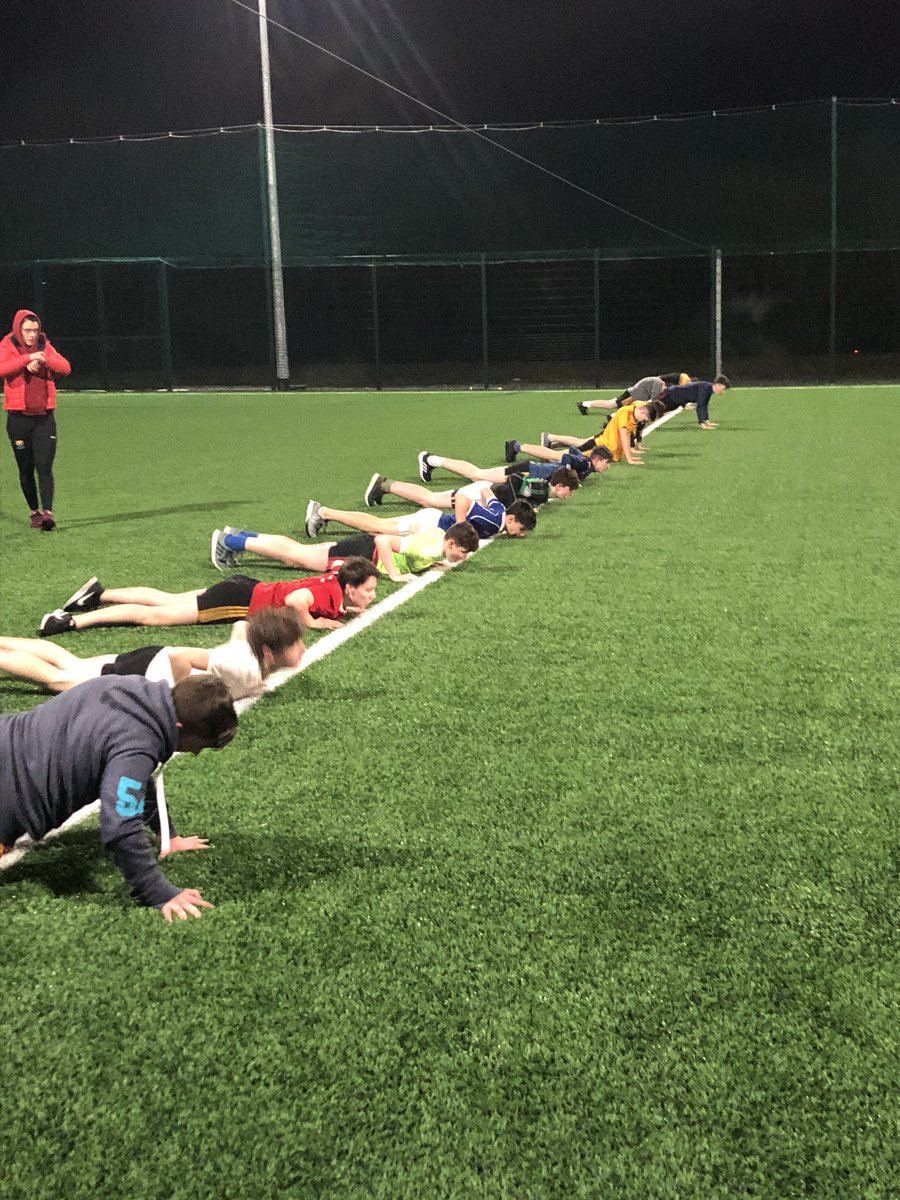 Strength &amp; Conditioning for our U16’s tonight with Doireann <a href="/Doireann_95/">Doireann O' Sullivan</a> &amp; Brid <a href="/BridO_Sullivan/">Bríd O' Sullivan</a> What great role models to have in our community.