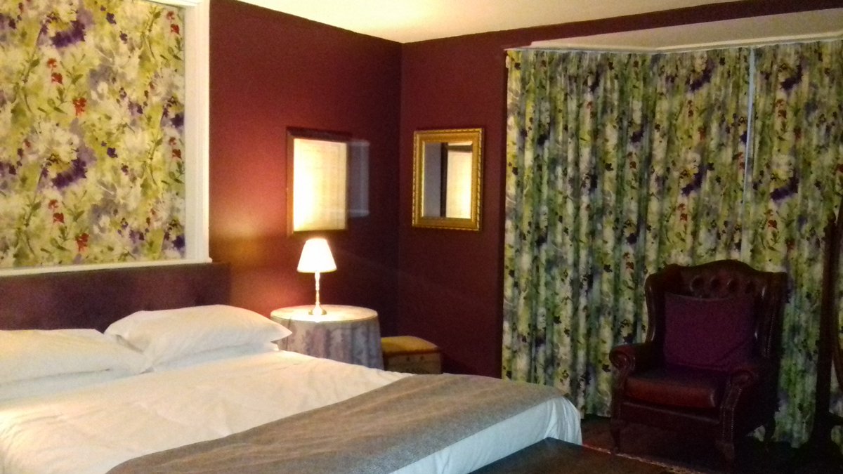 gremlin100's tweet image. @CholmArms thanks for a lovely 'Sunday stay' last night. Fantastic food and our room 'Mr Bird' was lovely. #cholomendely #goodfood #sundaystay #Cheshire