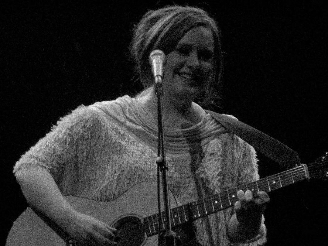 incredibleadele's tweet image. 2008😍