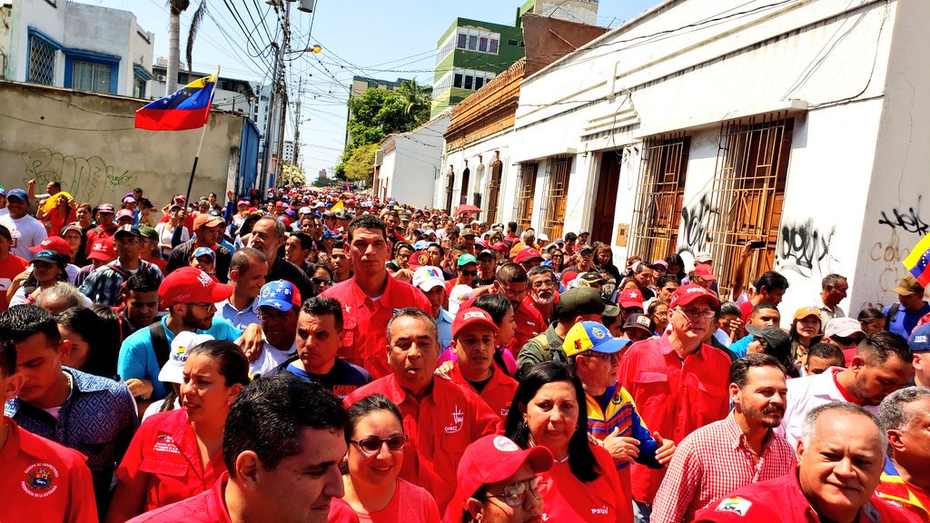 Militancia de Palavecino dijo Presente En Nuestra Marcha En Apoyo A Nuestro Presidente .@NicolasMaduro Hombre Leal Y Guerrero  #LaraConMaduro #Palavecino #Lara #JuntosYJuntasEsMasSencillo #UnidadYLealtadConNicolas #LealesSiempreTraidoresNunca .@MirnaT_Vies .@gestionperfecta