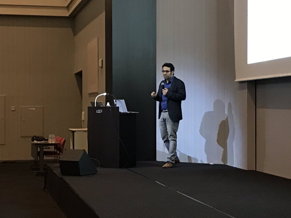 nanoGe_Conf's tweet photo. #IPEROP19 @miliba01 talking about โthe versatility of polyelemental #perovskite compositionsโ https://t.co/N8gbeFytyW