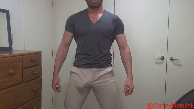 I'm back and bearded, lets Chat together, lets 'Bate together https://t.co/ELaU62aA1T #chaturbate @chaturbate<a href="/tag/chaturbate"class="tags"><span>#chaturbate</span></a>