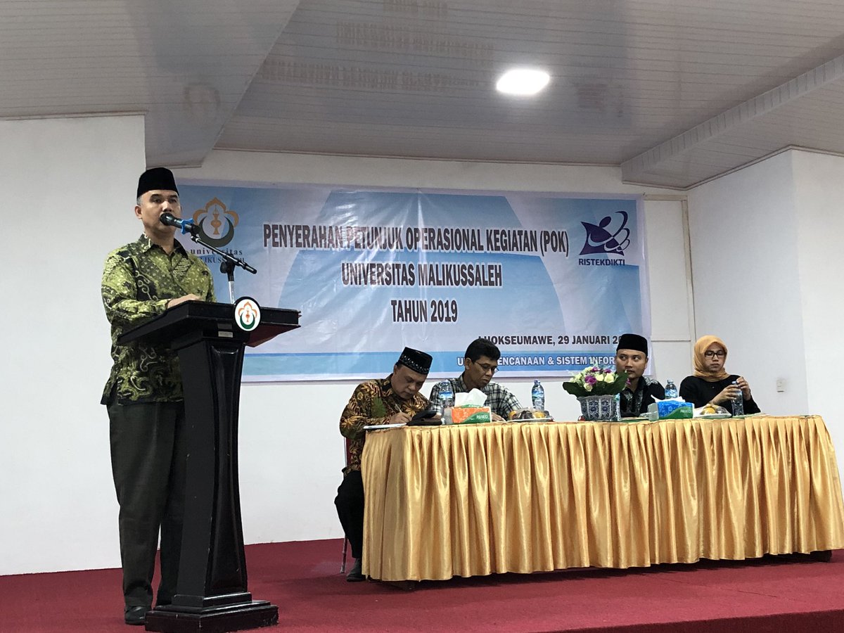 Pengarahan Rektor dalam kegiatan Penyerahan Petunjuk Operasional Kegiatan (POK) Universitas Malikussaleh tahun 2019