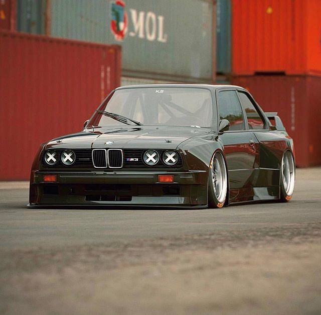 urotuning's tweet photo. E30 gold right here!🥇
#bmw #bmwclassic #e30 #e36 #e46 #r3vlimited #e30lifestyle #bavaria #bavarianlegends #catuned #e30project #startec #mtech1 #mtech2 #condorspeedshop #garagistic #325i #318i #euro #bmwpower #bmwm #sheerdrivingpleasure #bmwnation #b… https://t.co/vWhs0OW9Ke https://t.co/5xBSfhPXkc