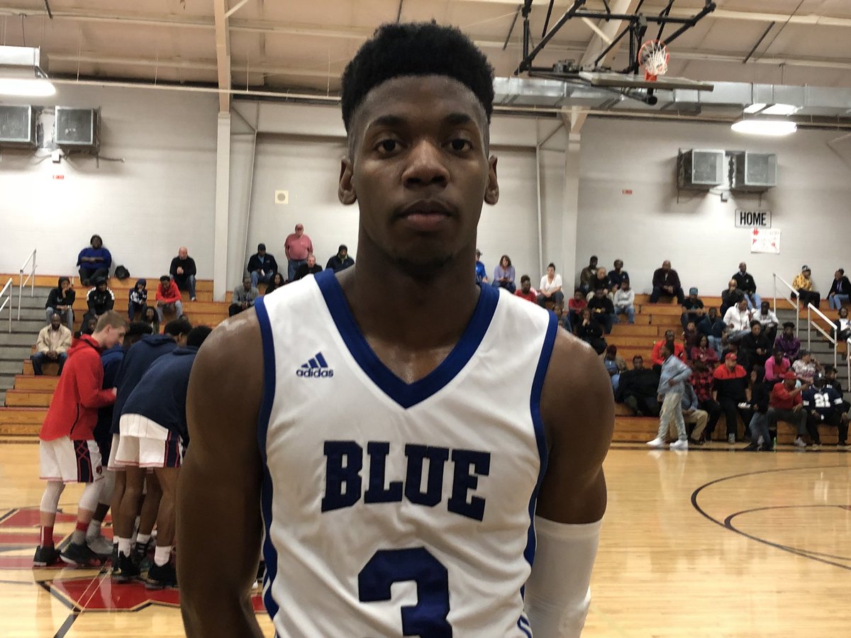 PrepHoopsSC's tweet photo. UNSIGNED SENIORS !!!! Desmond Murray, Tyrik Ward-Hoyte, Jordan Louden and Israel Brown @DesmondMurray_   Recruit the Palmetto State. Plenty of talent.  #PrepHoops #SwannysRoundballReview https://t.co/qj6L5sOZEV