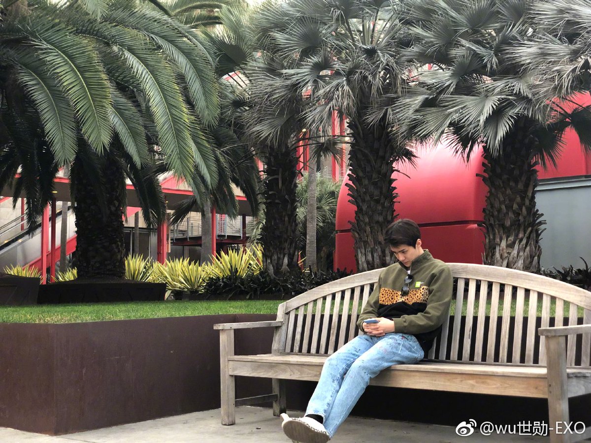 YourBreeze's tweet photo. [HUNibo] #la# 
https://t.co/OJISTmNEvL
https://t.co/ws3kTCZA8S https://t.co/zr66IZ8X9b
