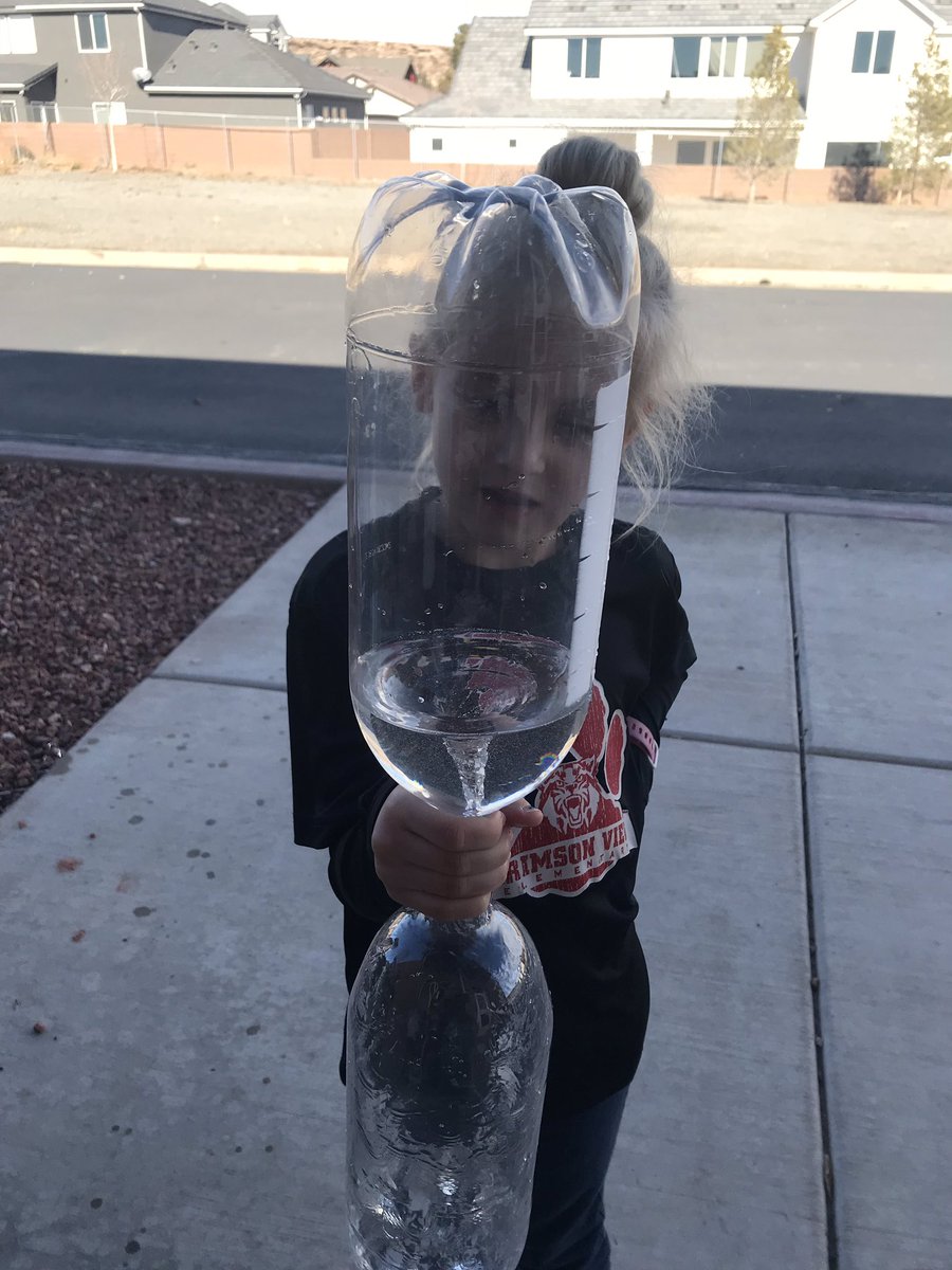 cveslittlecats's tweet photo. Learning about the weather in science! #tornadotubes #explorecreatediscover #cveslittlecats https://t.co/hhPFjUq9EN